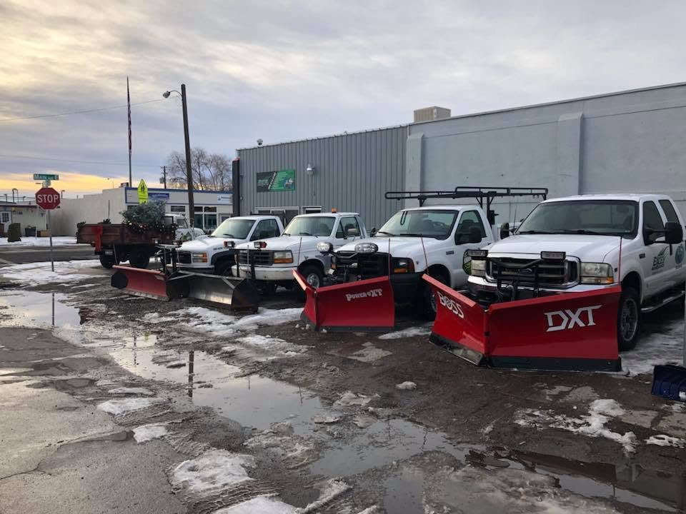 Snow Removal services by Hanks Custom Lawn Care